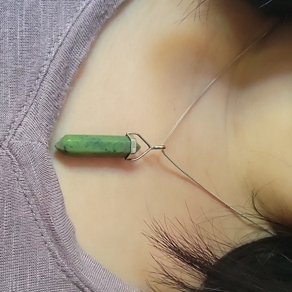 🪻Pre-loved 925 Italy Sterling Silver with New Jade pendant - Picture 2 of 6